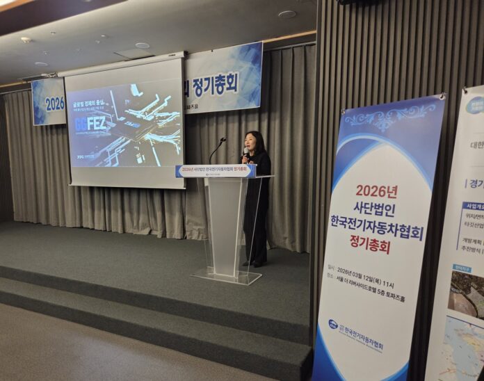 7bbc9a33-325e-4f8d-95dc-feaeeb1247bd