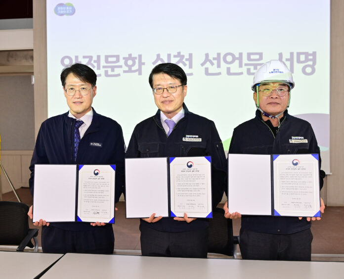 9210483c-78fc-4d53-acc6-267244ffa3e5